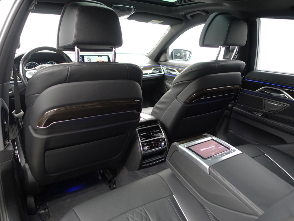 
BMW 7 Serie 730d xDrive M Individual Aut- Schuifdak, Stoelventilatie, Head Up, 360 Camera, Ada Cruise, Rear Seat Package vol									