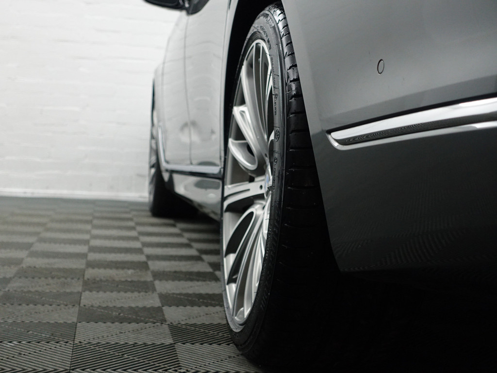 
BMW 7 Serie 730d xDrive M Individual Aut- Schuifdak, Stoelventilatie, Head Up, 360 Camera, Ada Cruise, Rear Seat Package vol									