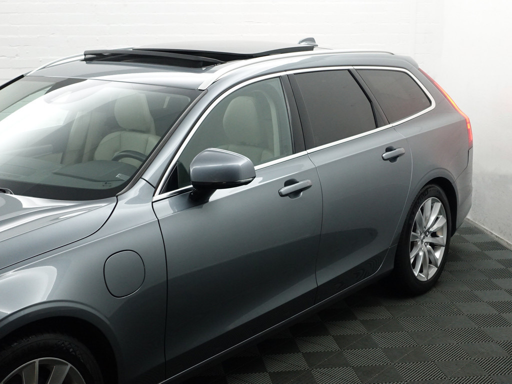 
Volvo V90 2.0 T8 AWD Inscription Aut- Panodak, Xenon led, Stuur/Stoelverwarming, Elek Trekhaak, Lane Assist, Blis, Dynamic Select vol									