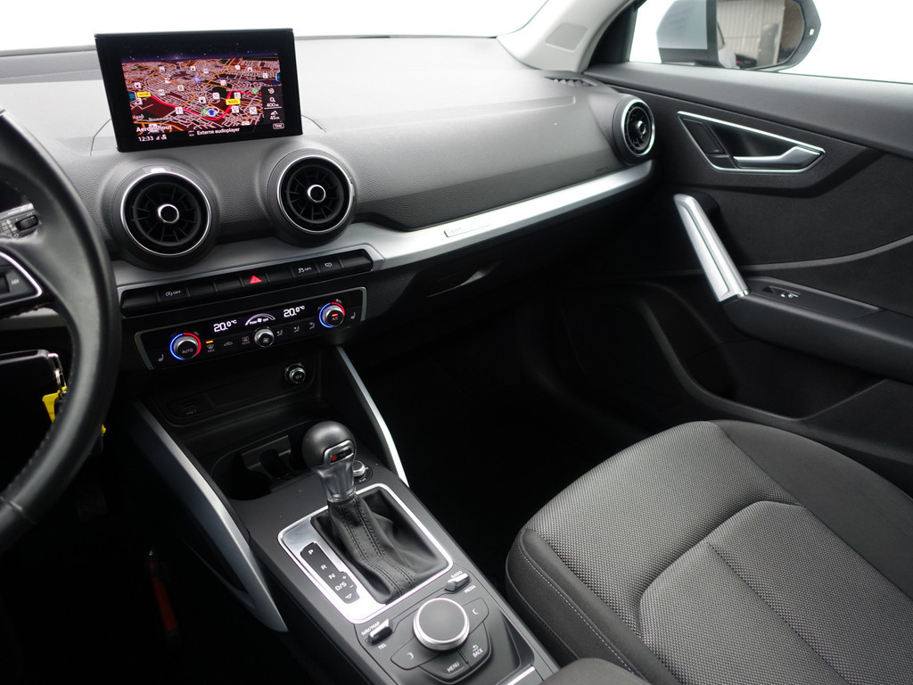 
								Audi Q2 35 TFSI S Competition Aut- Two Tone, Xenon Led, Park Assist, Stoelverwarming, Navi, Clima, Cruise vol									