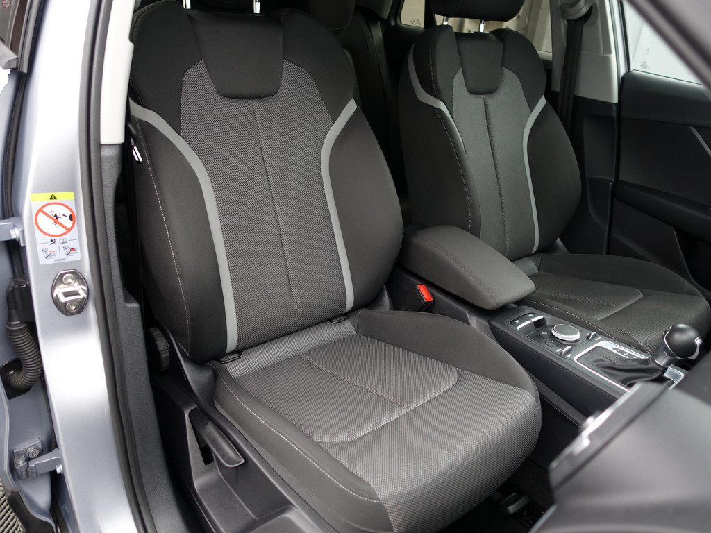 
								Audi Q2 35 TFSI S Competition Aut- Two Tone, Xenon Led, Park Assist, Stoelverwarming, Navi, Clima, Cruise vol									