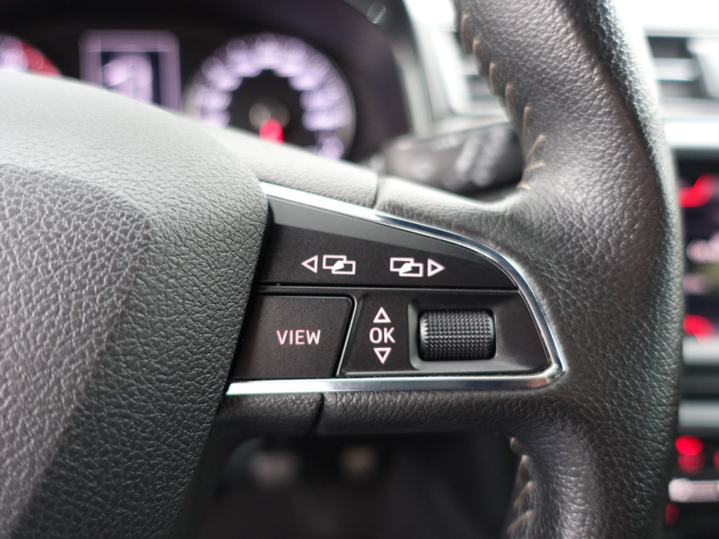 
Seat Ibiza 1.0 TSI Excellence Alcantara Interieur, CarPlay, Sfeerverlichting, Front Assist, Keyless, Stoelverwarming vol									