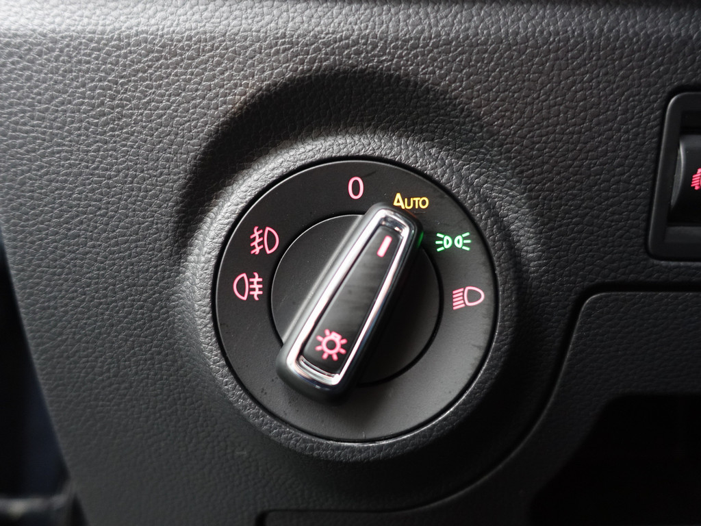 
Seat Ibiza 1.0 TSI Excellence Alcantara Interieur, CarPlay, Sfeerverlichting, Front Assist, Keyless, Stoelverwarming vol									