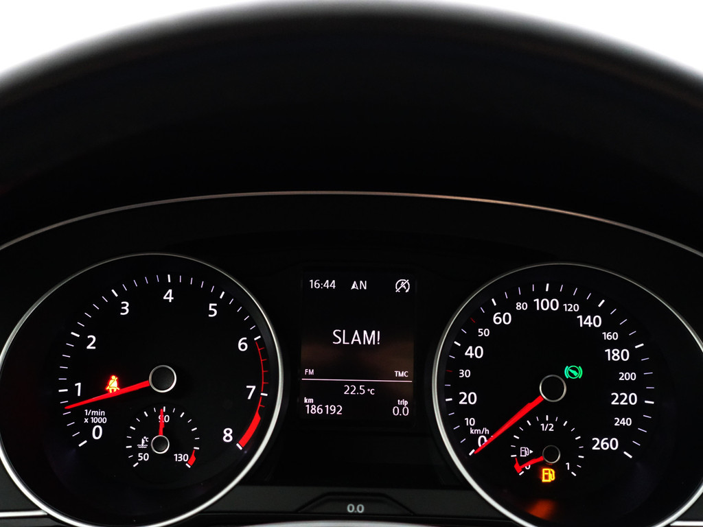 
								Volkswagen Passat 1.4 TSI Highline Aut- Xenon Led, Keyless, Ergo Comfort, Front Assist, Park Assist, Navi vol									