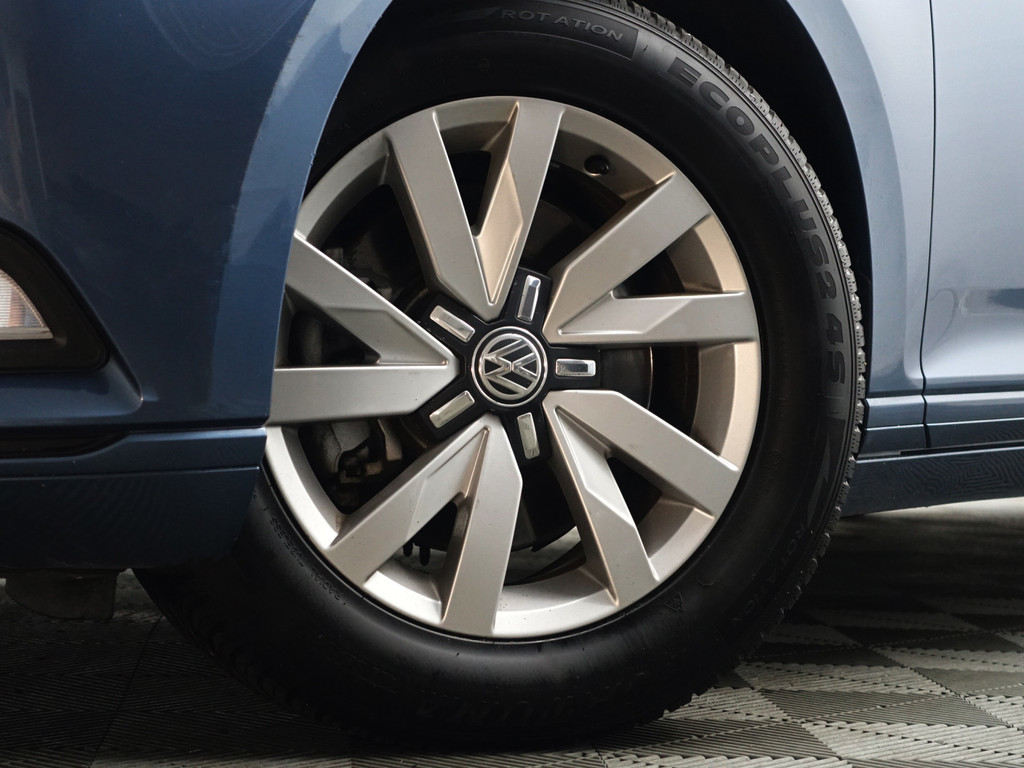 
								Volkswagen Passat 1.4 TSI Highline Aut- Xenon Led, Keyless, Ergo Comfort, Front Assist, Park Assist, Navi vol									