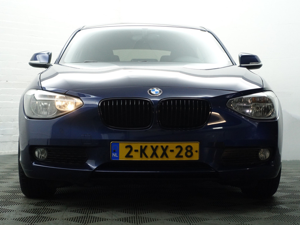 
BMW 1-serie 114i EDE High Executive Blackpack, Navi, Clima, Cruise, Dynamic Select vol									