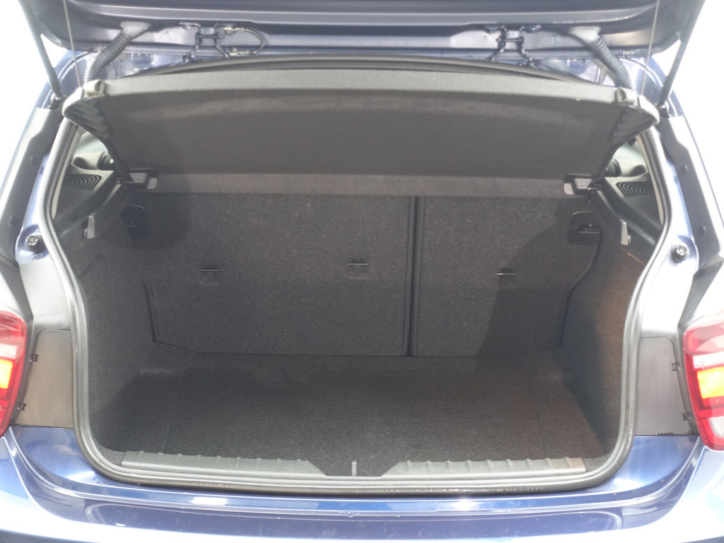 
BMW 1-serie 114i EDE High Executive Blackpack, Navi, Clima, Cruise, Dynamic Select vol									