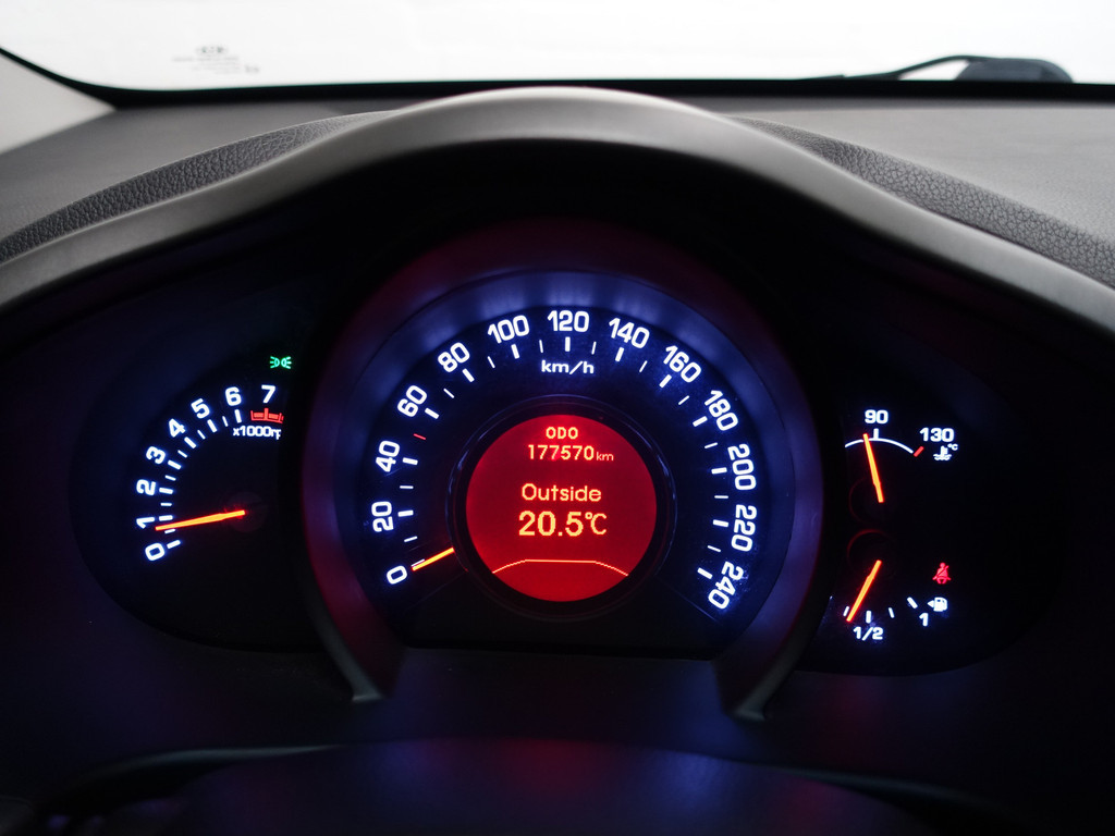 
Kia Sportage 2.0 X-ecutive Plus Pack- Clima, Cruise, Park Assist, Led, Mf Stuur vol									