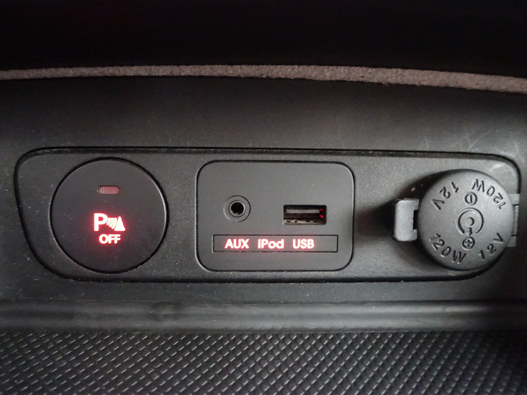 
Kia Sportage 2.0 X-ecutive Plus Pack- Clima, Cruise, Park Assist, Led, Mf Stuur vol									