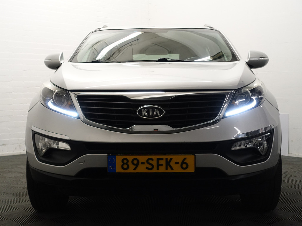 
Kia Sportage 2.0 X-ecutive Plus Pack- Clima, Cruise, Park Assist, Led, Mf Stuur vol									