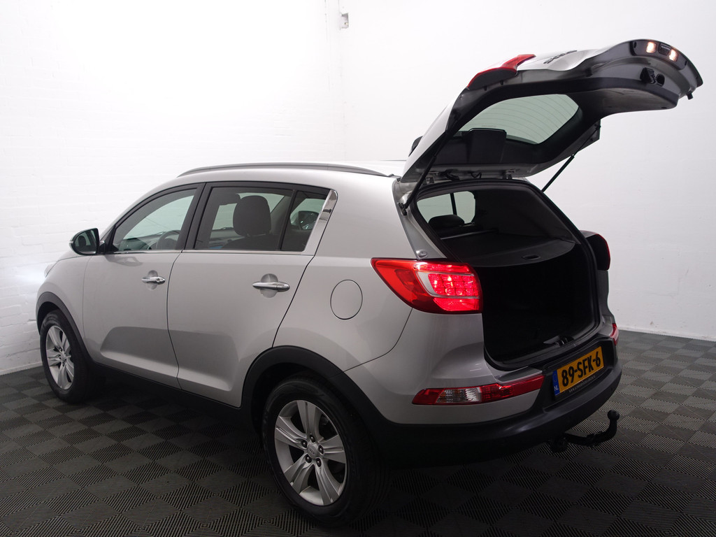 
Kia Sportage 2.0 X-ecutive Plus Pack- Clima, Cruise, Park Assist, Led, Mf Stuur vol									