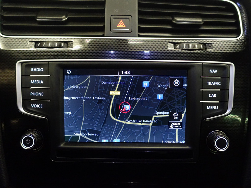 
Volkswagen Golf 1.4 TSI 204pk GTE Highline Aut- Sport Leder Interieur, Xenon Led, Park Assist, vol									