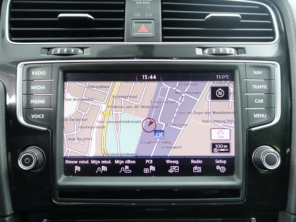 
Volkswagen Golf 1.4 TSI GTE R-Line Aut- ACC, Xenon Led, Camera, Front Assist, Park Assist vol									