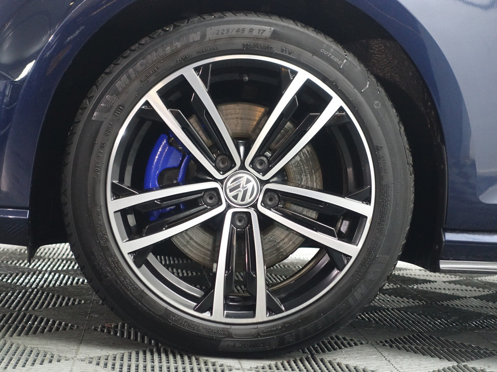 
Volkswagen Golf 1.4 TSI GTE R-Line Aut- ACC, Xenon Led, Camera, Front Assist, Park Assist vol									