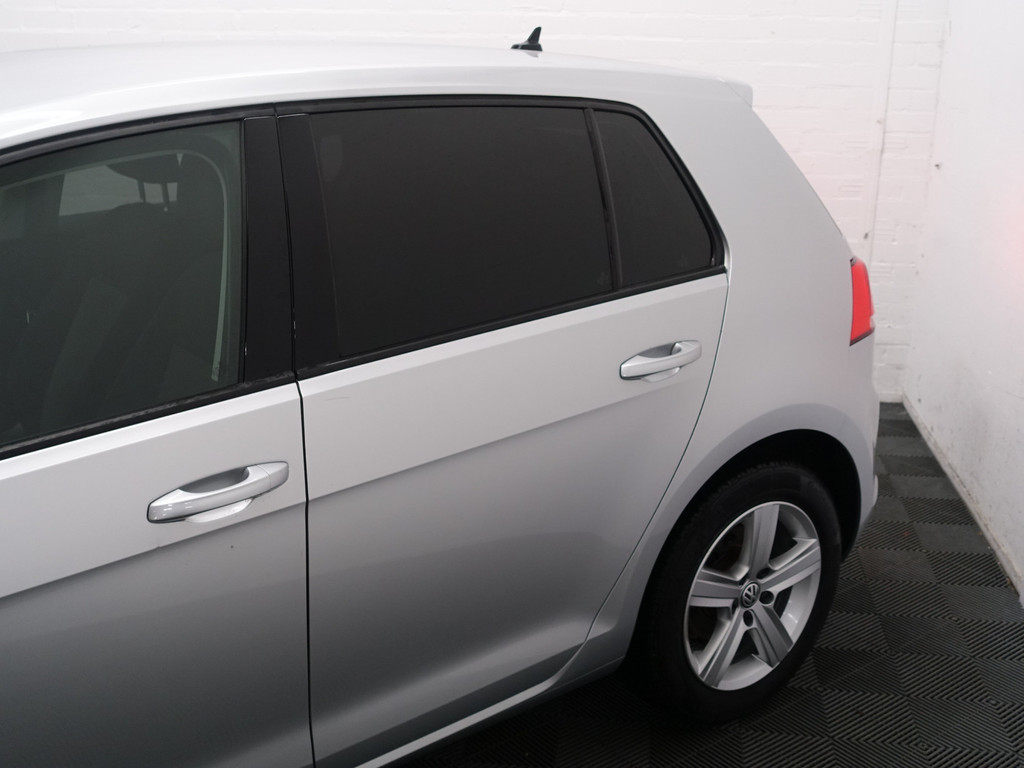 
Volkswagen Golf 1.2 TSI Highline+ Park Assist, Clima, Navi, Cruise, Elek Pakket vol									