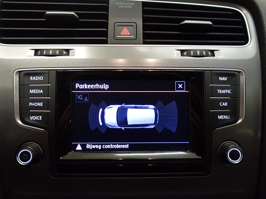 
Volkswagen Golf 1.2 TSI Highline+ Park Assist, Clima, Navi, Cruise, Elek Pakket vol									