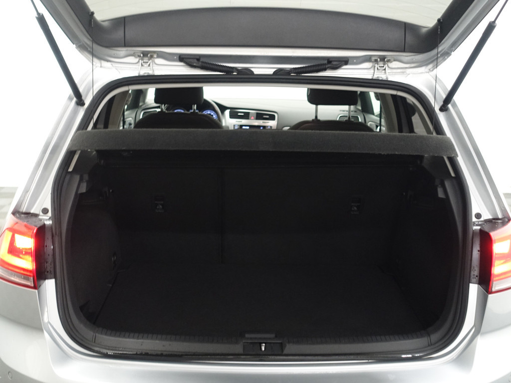 
Volkswagen Golf 1.2 TSI Highline+ Park Assist, Clima, Navi, Cruise, Elek Pakket vol									