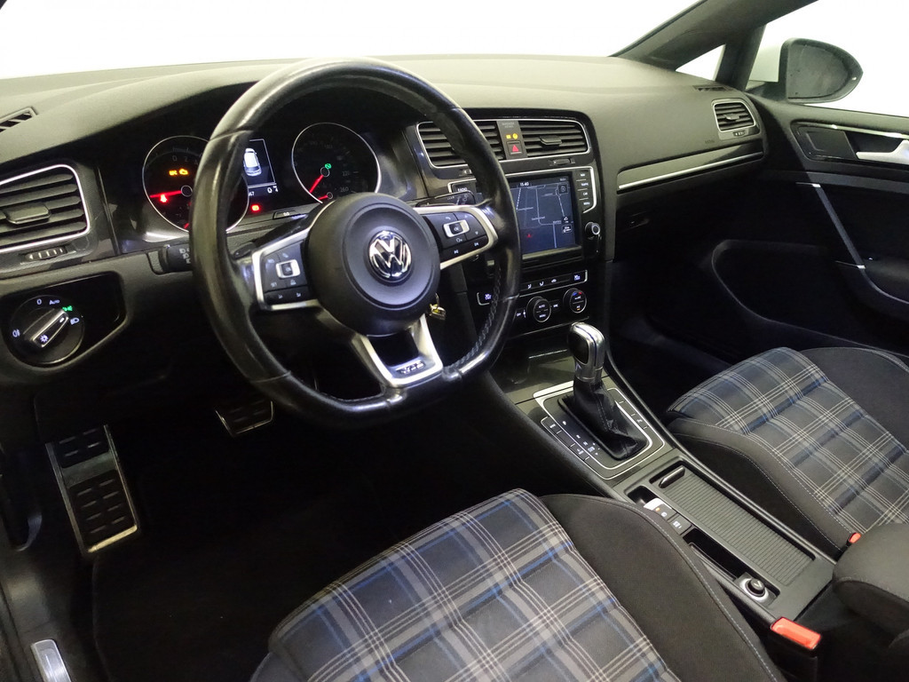 
Volkswagen Golf 1.4 TSI GTE Highline Aut- Panoramadak, Xenon Led, Park Assist, Sport Interieur vol									