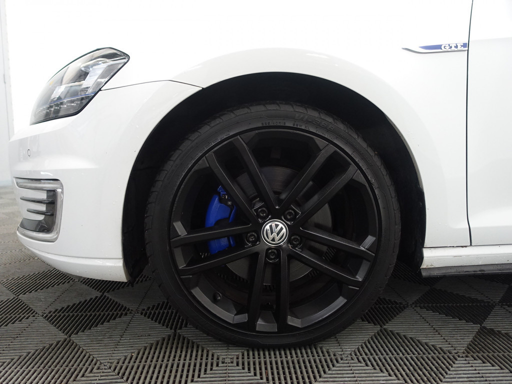 
Volkswagen Golf 1.4 TSI GTE Highline Aut- Panoramadak, Xenon Led, Park Assist, Sport Interieur vol									