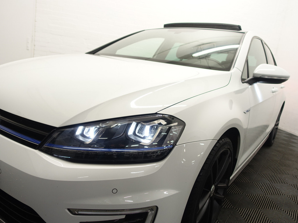 
Volkswagen Golf 1.4 TSI GTE Highline Aut- Panoramadak, Xenon Led, Park Assist, Sport Interieur vol									