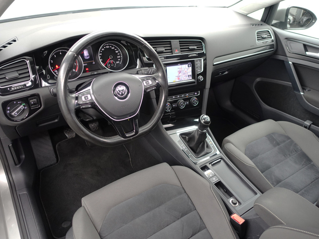 
								Volkswagen Golf 1.4 TSI ACT Highline+ Panoramadak, Park Assist, Sport Interieur, Cruise, Clima vol									