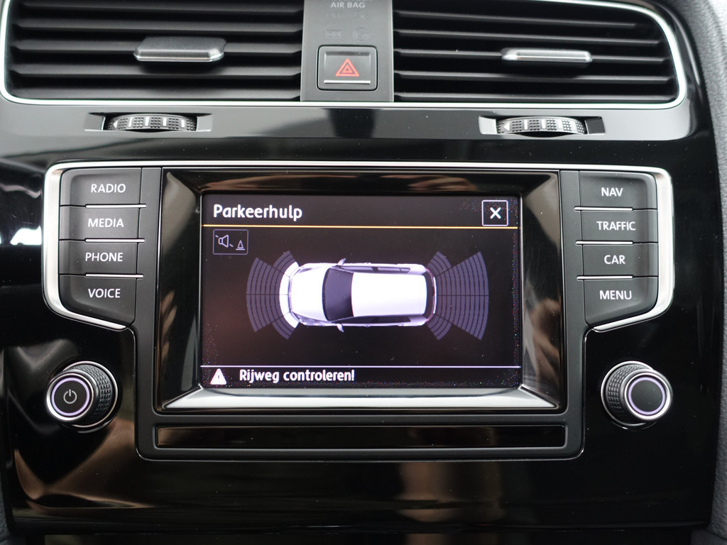 
								Volkswagen Golf 1.4 TSI ACT Highline+ Panoramadak, Park Assist, Sport Interieur, Cruise, Clima vol									