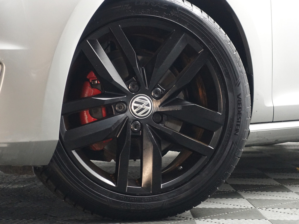 
								Volkswagen Golf 1.4 TSI ACT Highline+ Panoramadak, Park Assist, Sport Interieur, Cruise, Clima vol									