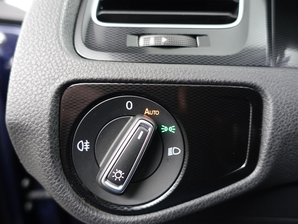 
Volkswagen Golf 1.4 TSI GTE Highline+ Aut- Carplay, Xenon Led, Park Pilot, Navi, Clima, Sport Interieur vol									