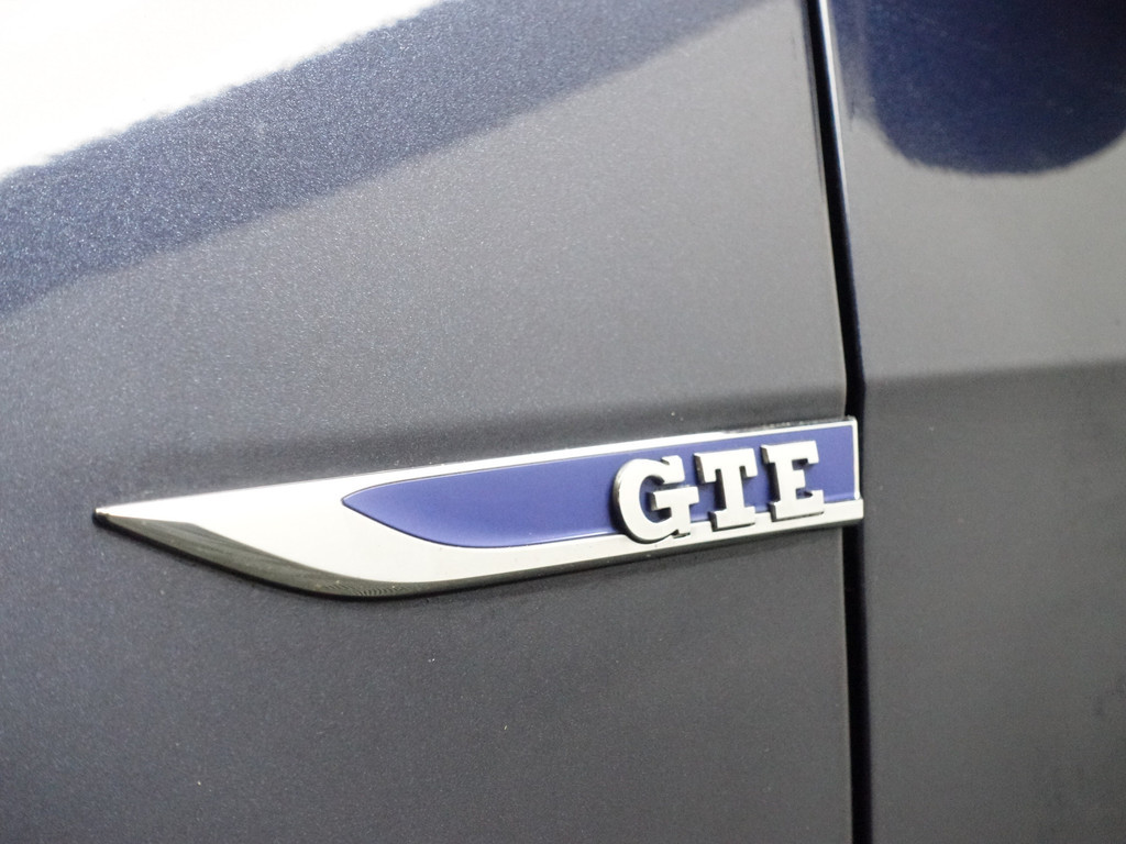 
Volkswagen Golf 1.4 TSI GTE Highline+ Aut- Carplay, Xenon Led, Park Pilot, Navi, Clima, Sport Interieur vol									