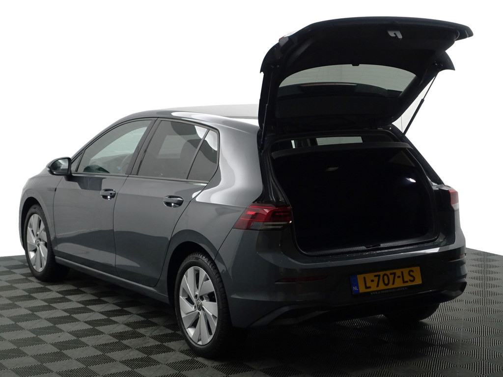 
								Volkswagen Golf 1.0 eTSI Highline Advance Aut- Stoelmassage, Memory, Sfeerverlichting, Park Pilot, Park Assist, Ada Cruise, Stuur/Stoelverwarming vol									