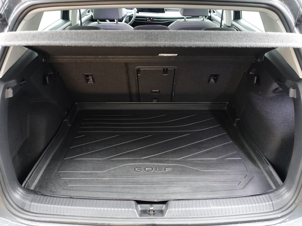 
								Volkswagen Golf 1.0 eTSI Highline Advance Aut- Stoelmassage, Memory, Sfeerverlichting, Park Pilot, Park Assist, Ada Cruise, Stuur/Stoelverwarming vol									