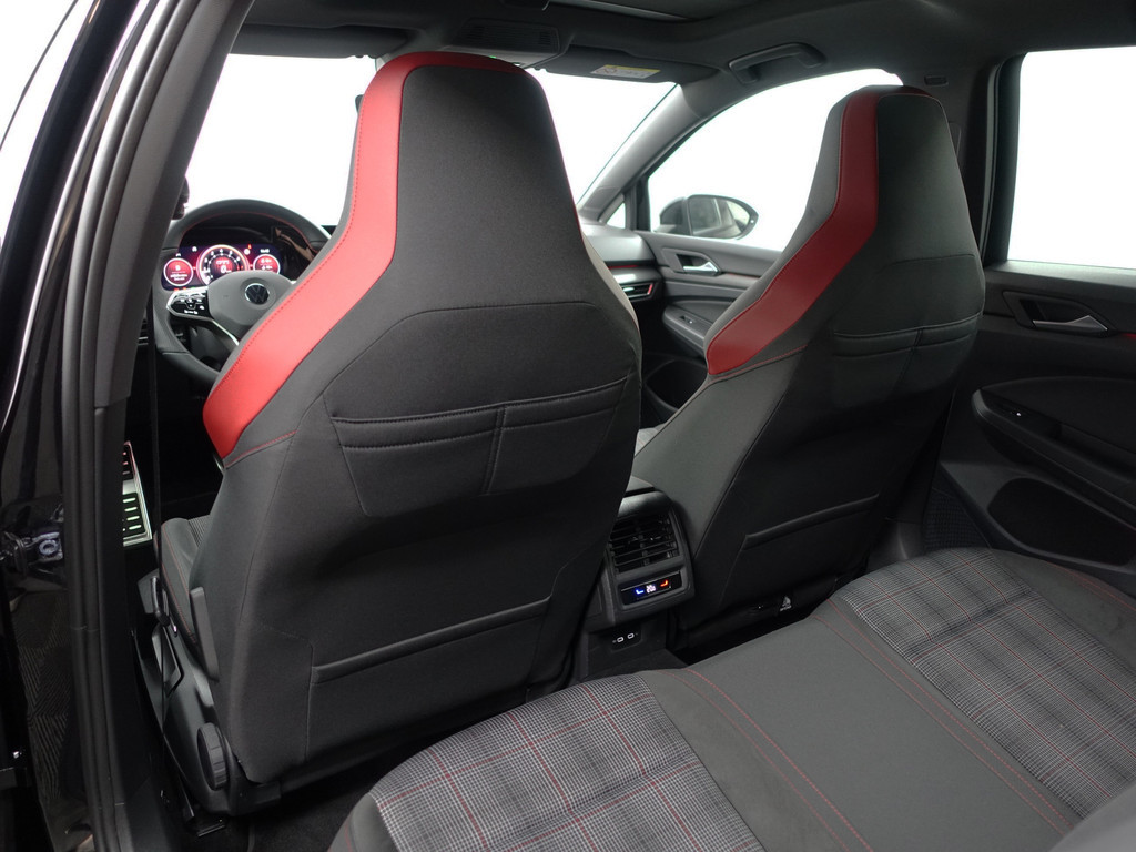 
								Volkswagen Golf 2.0 TSI GTI Performance Aut- Panodak, Sfeerverlichting, Carplay, Stuur/Stoelverwarming, Dynamic Select, Ada Cruise vol									