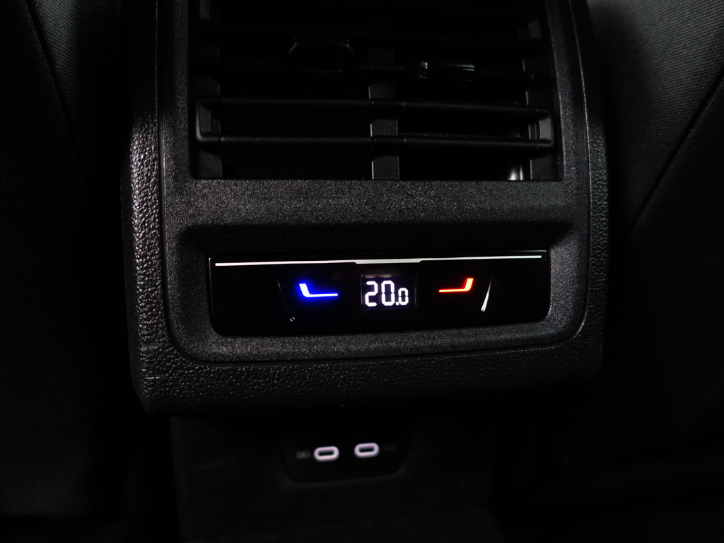 
								Volkswagen Golf 2.0 TSI GTI Performance Aut- Panodak, Sfeerverlichting, Carplay, Stuur/Stoelverwarming, Dynamic Select, Ada Cruise vol									