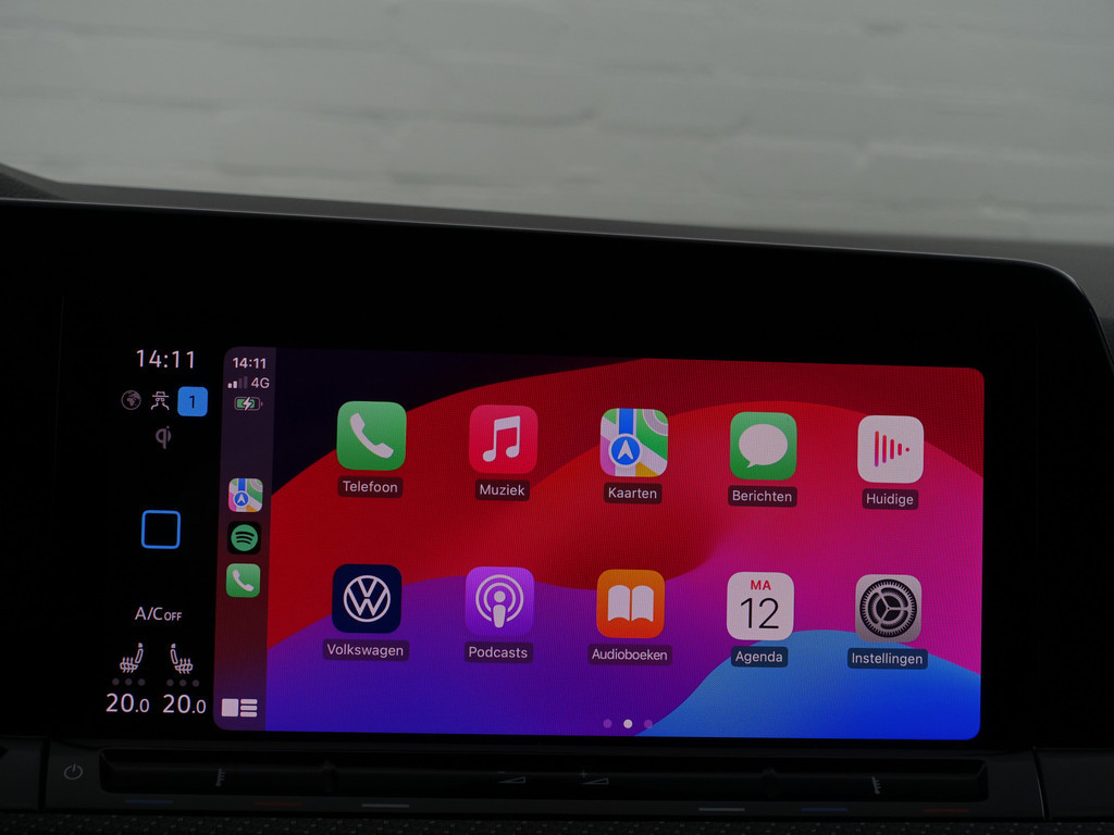 
Volkswagen Golf 1.5 eTSI R Line Aut- Panodak, Harman Kardon, Sfeerverlichting, CarPlay, Stuur/Stoelverwarming, Camera, Dynamic Select vol									