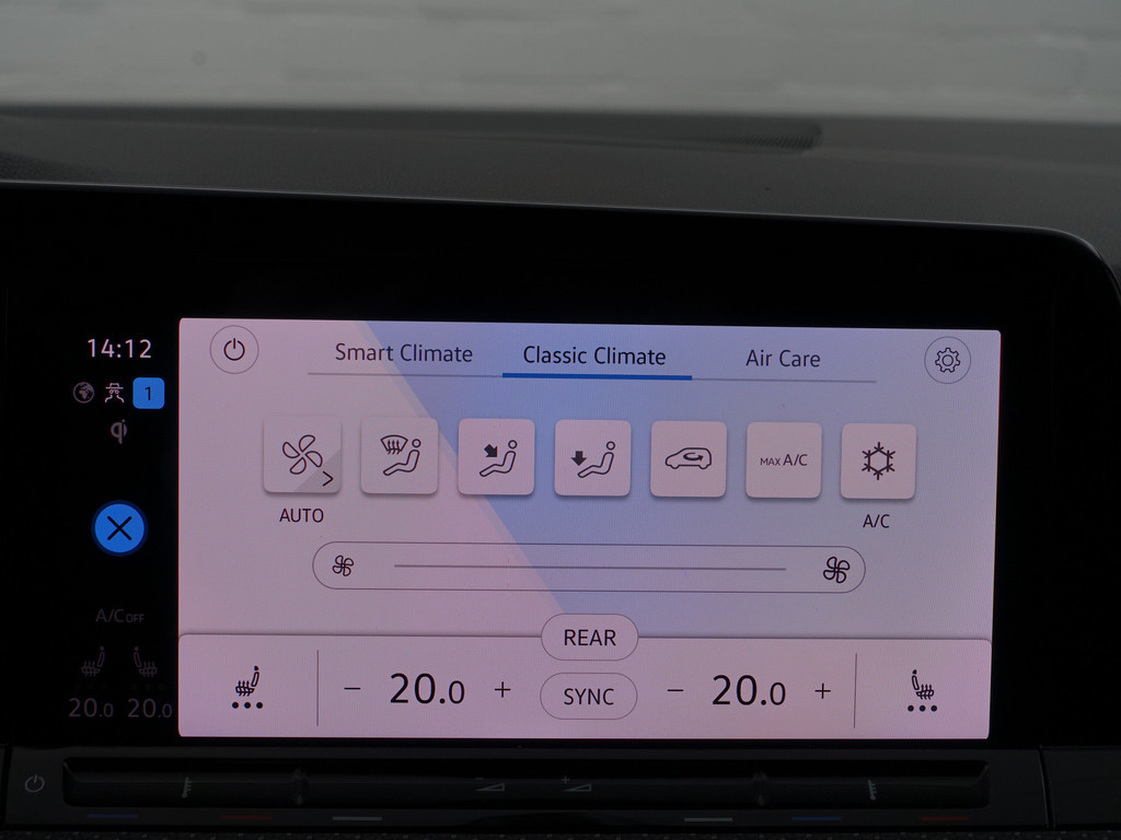 
Volkswagen Golf 1.5 eTSI R Line Aut- Panodak, Harman Kardon, Sfeerverlichting, CarPlay, Stuur/Stoelverwarming, Camera, Dynamic Select vol									