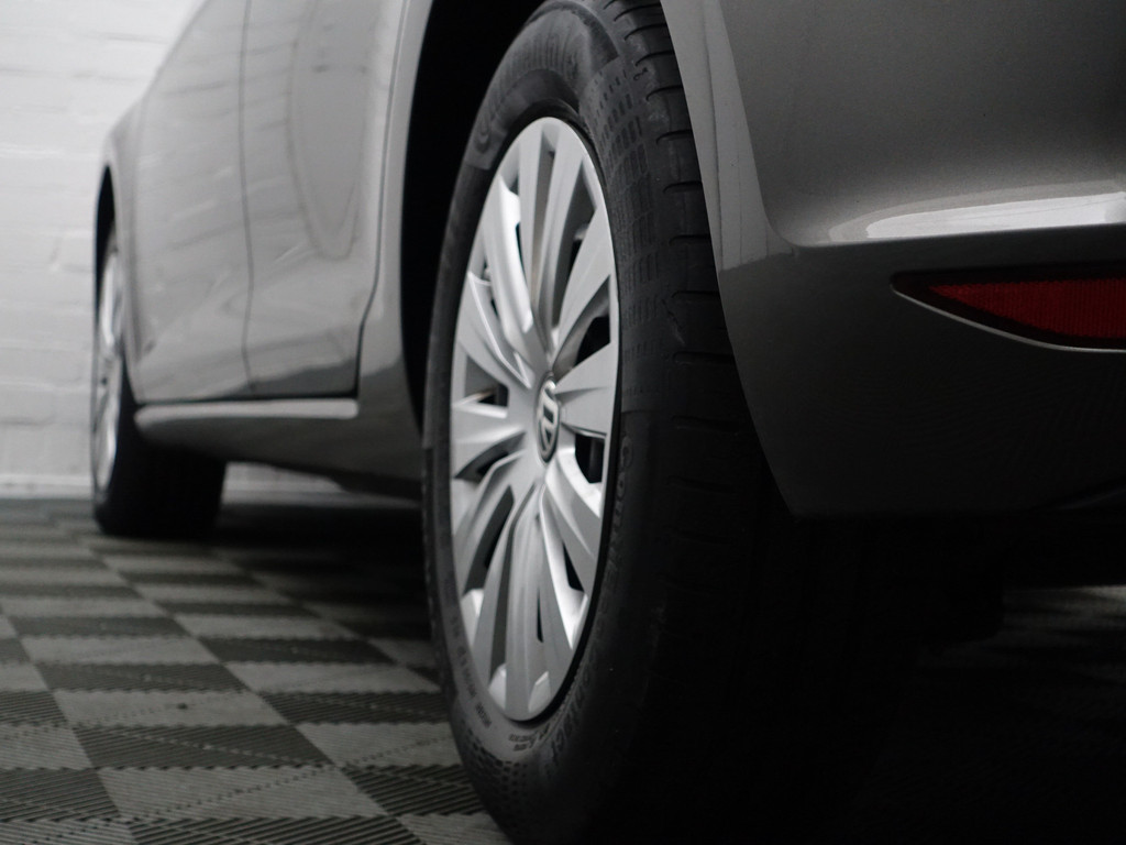 
Volkswagen Golf 1.2 TSI Comfortline- Volledig Dealer Onderhouden, Clima, Elek Pakket, Comfort Interieur vol									