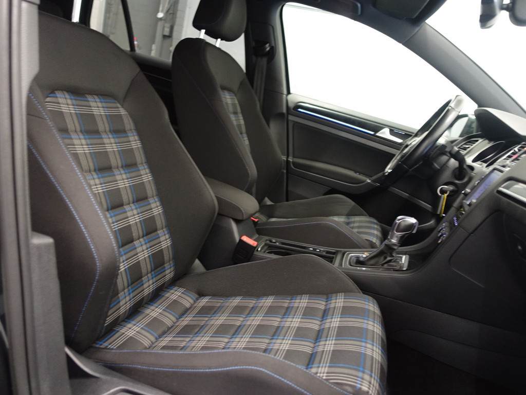 
Volkswagen Golf 1.4 TSI GTE Highline Aut- Ada Cruise, Xenon Led, Park Assist, Navi, Sport Interieur vol									