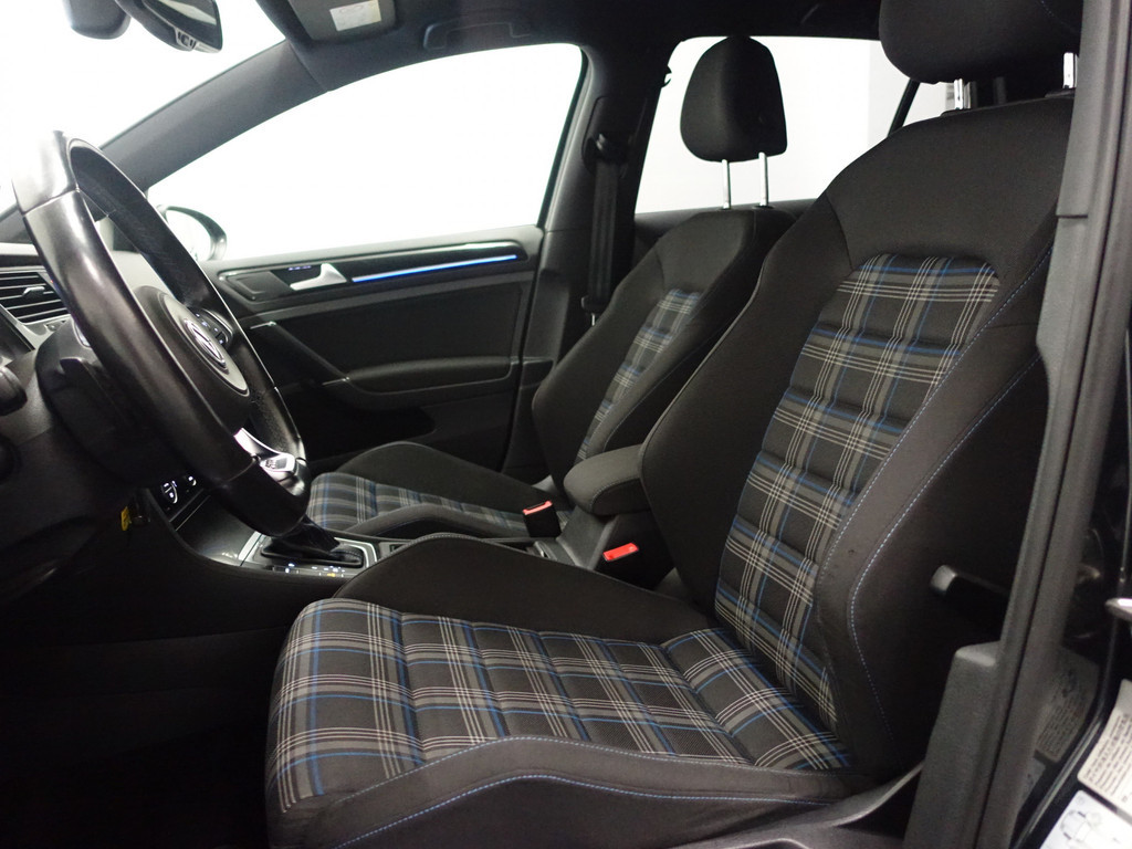 
Volkswagen Golf 1.4 TSI GTE Highline Aut- Ada Cruise, Xenon Led, Park Assist, Navi, Sport Interieur vol									