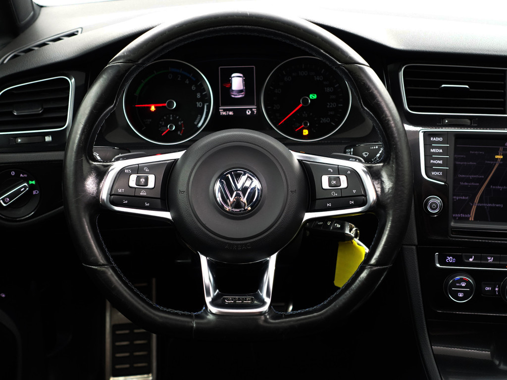 
								Volkswagen Golf 1.4 TSI GTE Performance Aut- Panodak, Carplay, Camera, Park Assist, Park Pilot, Ada Cruise, Leder Sport Interieur vol									