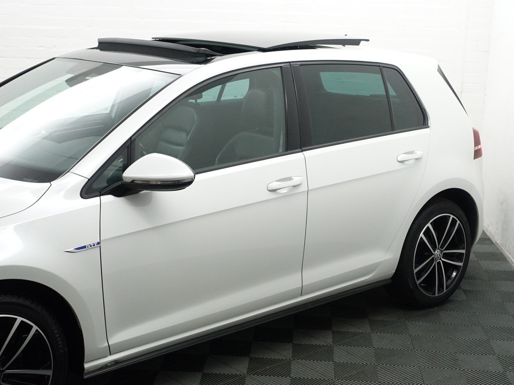 
								Volkswagen Golf 1.4 TSI GTE Performance Aut- Panodak, Carplay, Camera, Park Assist, Park Pilot, Ada Cruise, Leder Sport Interieur vol									