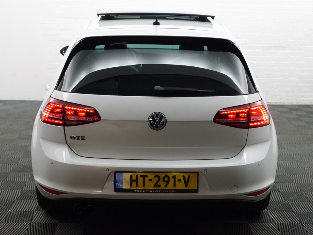
								Volkswagen Golf 1.4 TSI GTE Performance Aut- Panodak, Carplay, Camera, Park Assist, Park Pilot, Ada Cruise, Leder Sport Interieur vol									