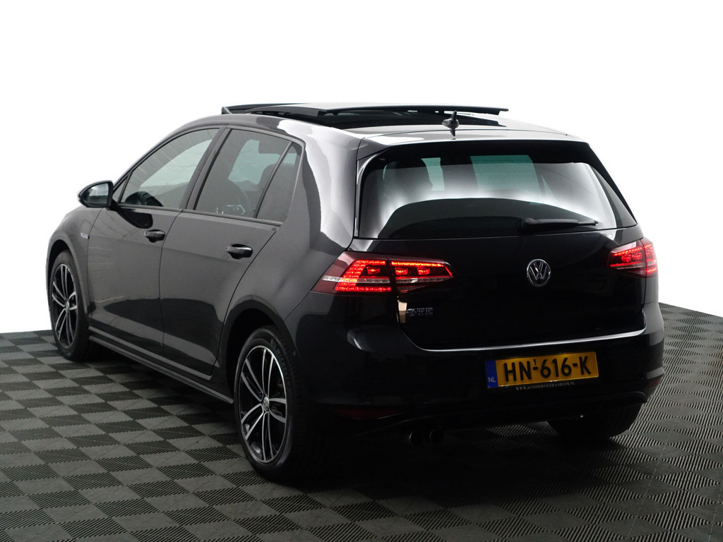 
Volkswagen Golf 1.4 TSI GTE Performance Aut- Panoramadak, CarPlay, Sport Leder, Keyless, Ada Cruise, Camera, Xenon Led, Park Assist vol									