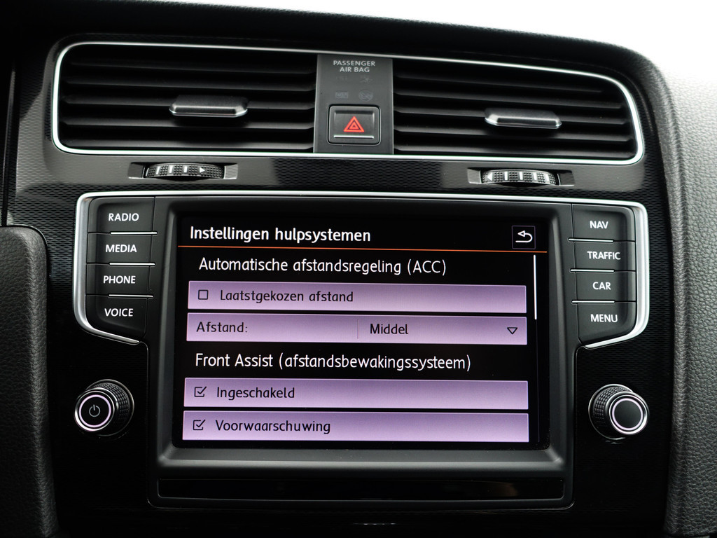 
Volkswagen Golf 1.4 TSI GTE Performance Aut- Panoramadak, CarPlay, Sport Leder, Keyless, Ada Cruise, Camera, Xenon Led, Park Assist vol									