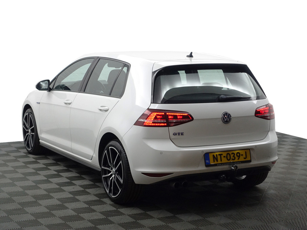 
								Volkswagen Golf 1.4 TSI GTE Highline Aut- Park Assist, Ada Cruise, Xenon Led, Stoelverwarming, Clima vol									