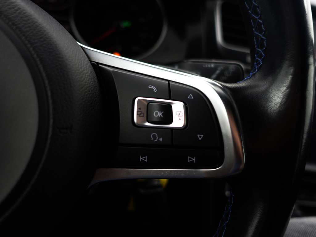 
								Volkswagen Golf 1.4 TSI GTE Highline Aut- Park Assist, Ada Cruise, Xenon Led, Stoelverwarming, Clima vol									