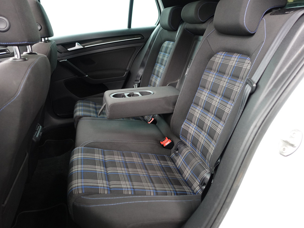 
								Volkswagen Golf 1.4 TSI GTE Highline Aut- Panodak, Xenon Led, Park Assist, Camera, Navi, Clima vol									