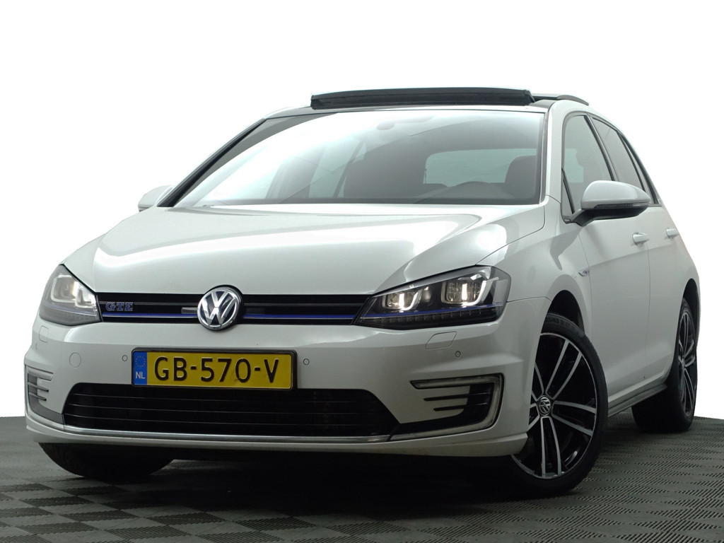
								Volkswagen Golf 1.4 TSI GTE Highline Aut- Panodak, Xenon Led, Park Assist, Camera, Navi, Clima vol									