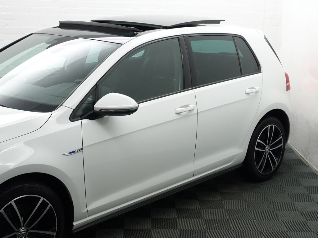 
								Volkswagen Golf 1.4 TSI GTE Highline Aut- Panodak, Xenon Led, Park Assist, Camera, Navi, Clima vol									