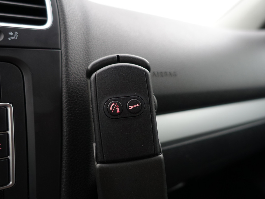 
Volkswagen Golf 1.4 TSI Highline Aut- Sport Interieur, Navi, Clima, Cruise, Bluetooth Audio vol									