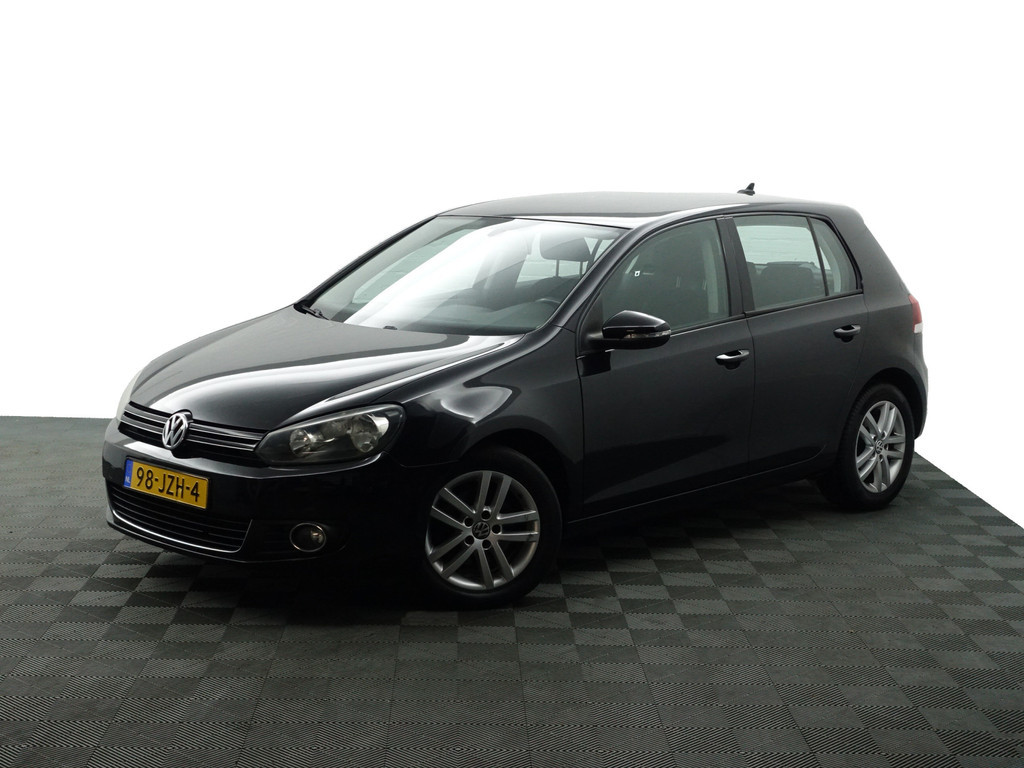 
Volkswagen Golf 1.4 TSI Highline Aut- Sport Interieur, Navi, Clima, Cruise, Bluetooth Audio vol									